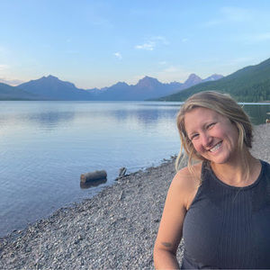 Meet your Posher, Anna